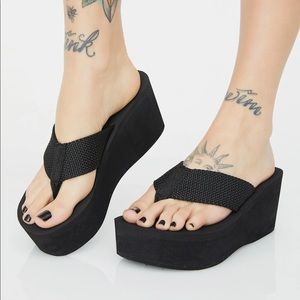 💞 NWT Dolls kill spirit walker platform sandals